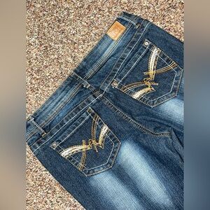 LEI Ashley Low Rise Bootcut Jeans Size 11 Y2K Western Embroidered Pockets